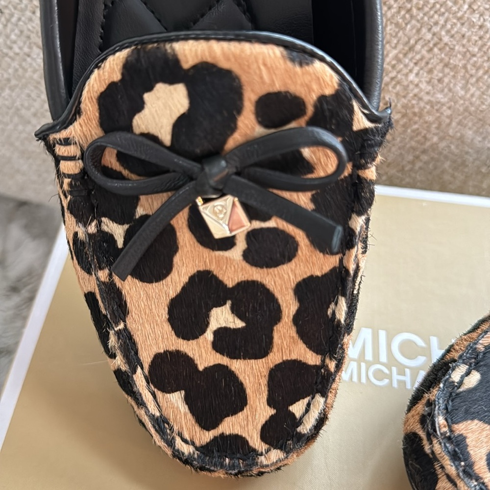 Michael Kors Juliette Moccasins - Picture 4 of 6
